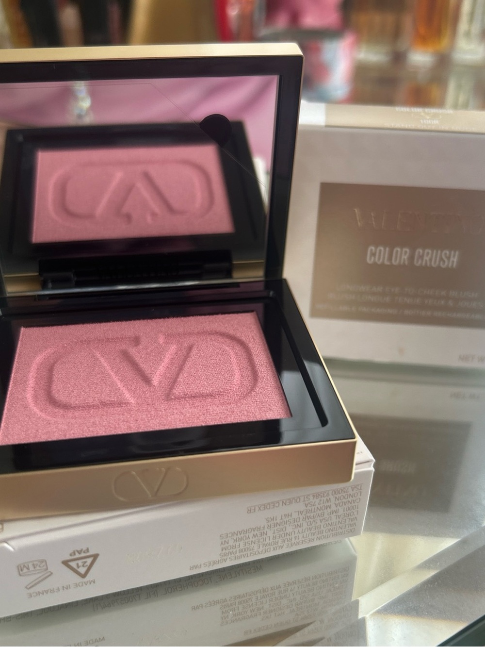 Valentino Color Crush Longwear Eye-to-Cheek Blush - stand out in nude